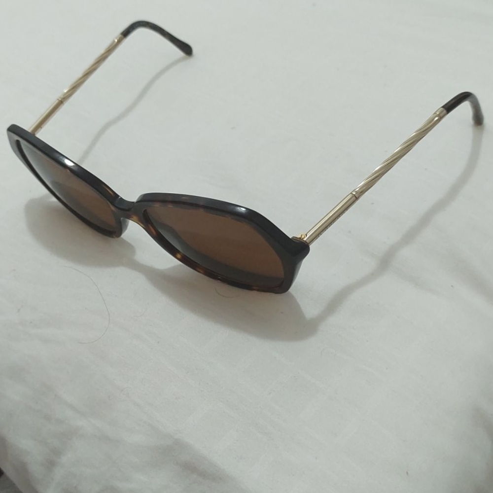 Burberry B4193 Tortoise Oversized Sunglasses 57-17 Brown Gradient Lenses - Picture 6 of 6